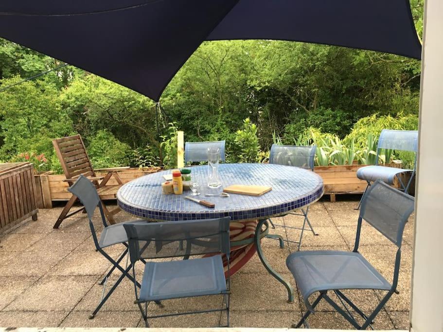 Villa Les Terrasses Dans La Nature Avec Piscine A 2 Pas De Lyon, Metro A 15Mn A Pied Pour Lyon Centre En 10Mn Ou Bus A 300M Pour Lyon Centre Oullins Buitenkant foto