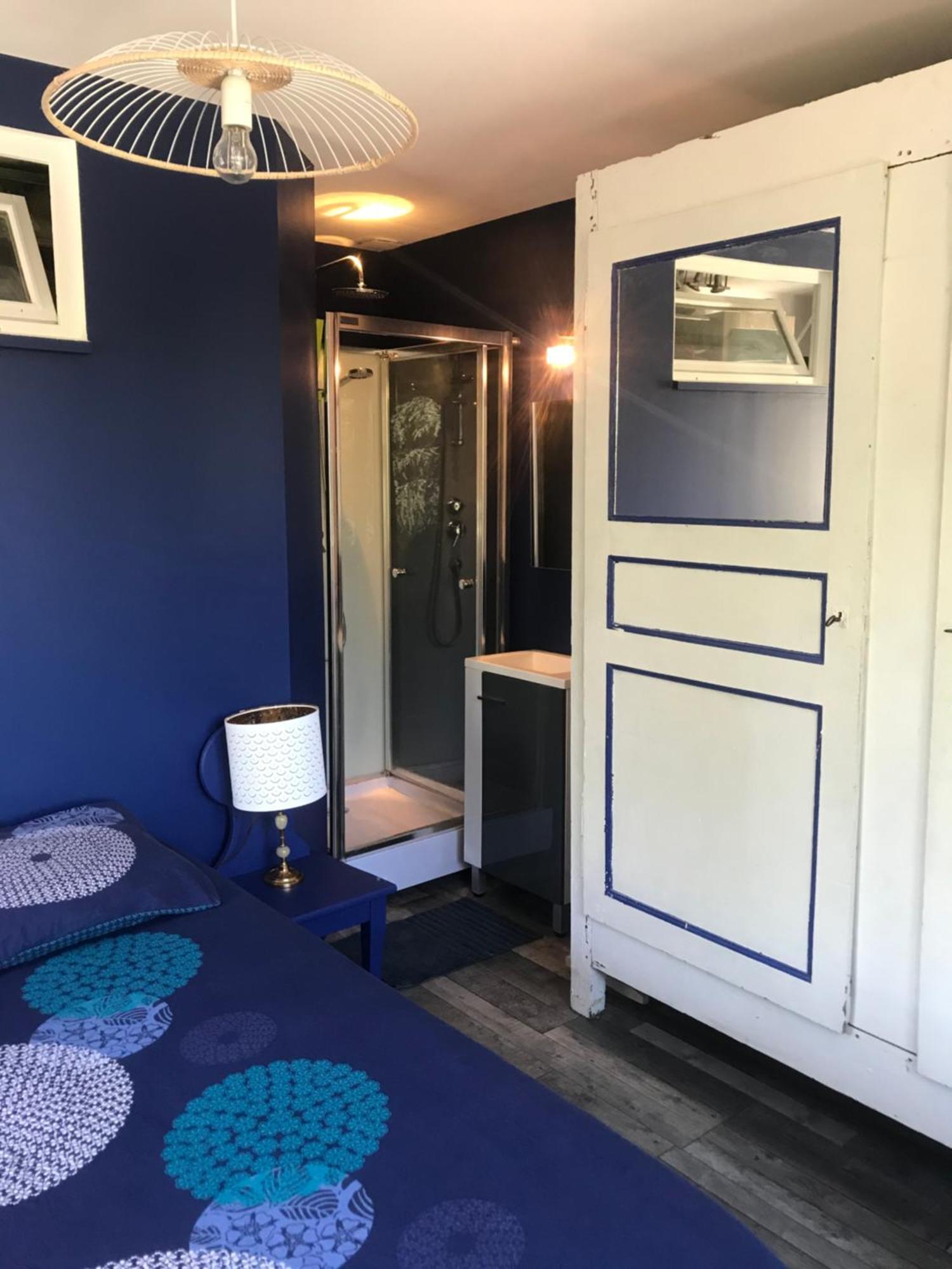 Villa Les Terrasses Dans La Nature Avec Piscine A 2 Pas De Lyon, Metro A 15Mn A Pied Pour Lyon Centre En 10Mn Ou Bus A 300M Pour Lyon Centre Oullins Buitenkant foto
